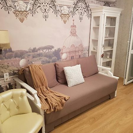 Comfort Apartment On Bogdanivska Street 7B Kiev Exterior foto