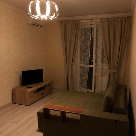 Comfort Apartment On Bogdanivska Street 7B Kiev Exterior foto
