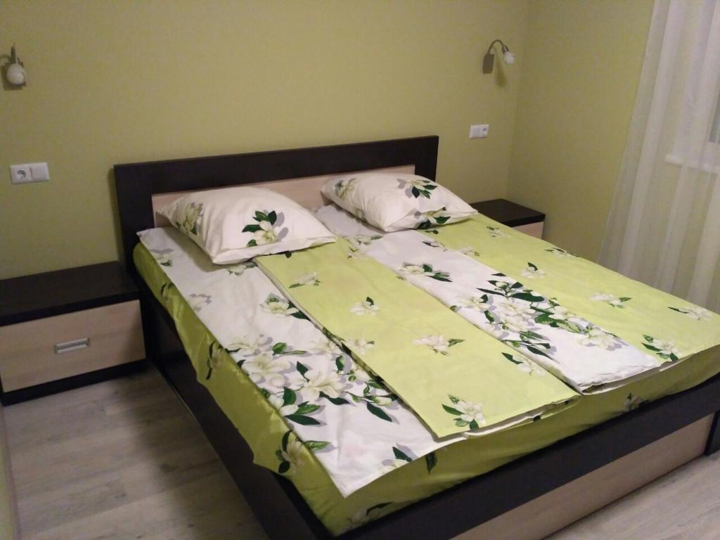 Comfort Apartment On Bogdanivska Street 7B Kiev Exterior foto
