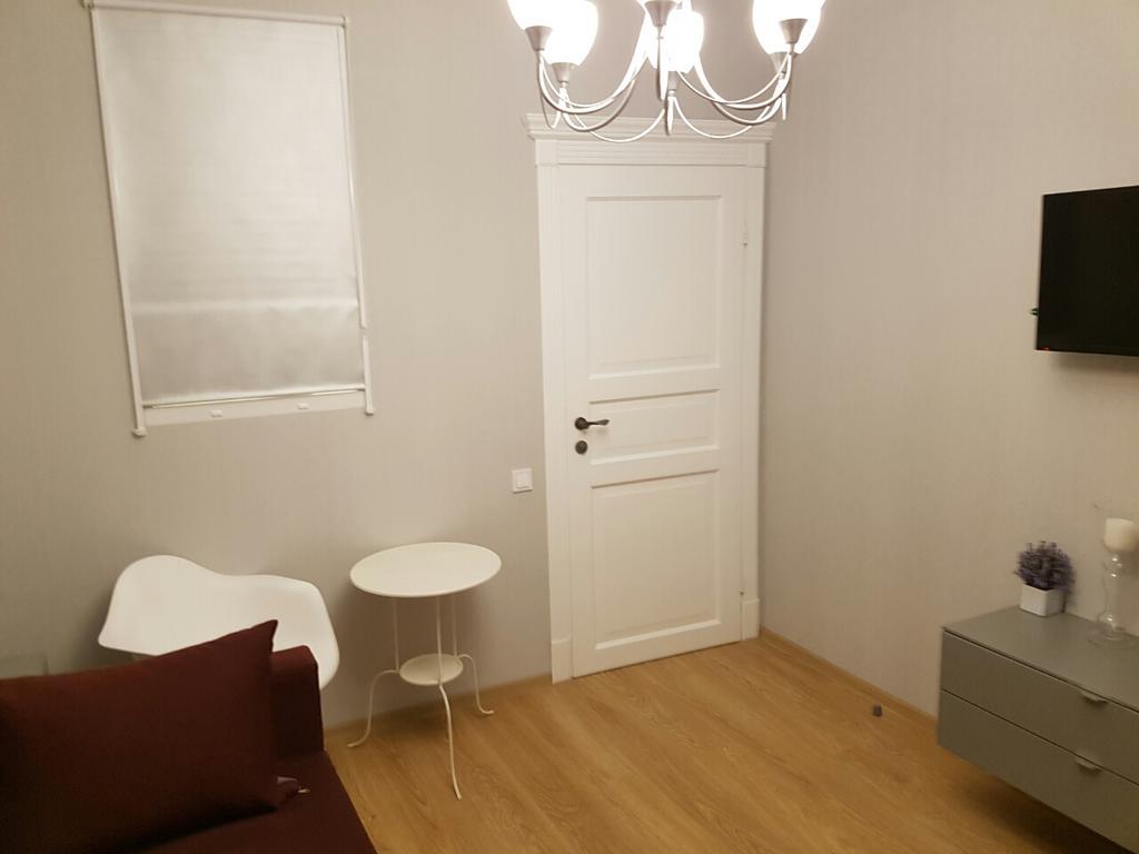 Comfort Apartment On Bogdanivska Street 7B Kiev Exterior foto
