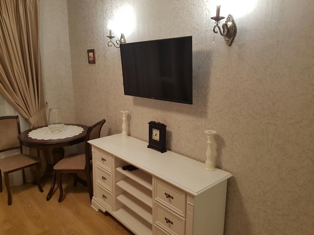 Comfort Apartment On Bogdanivska Street 7B Kiev Exterior foto