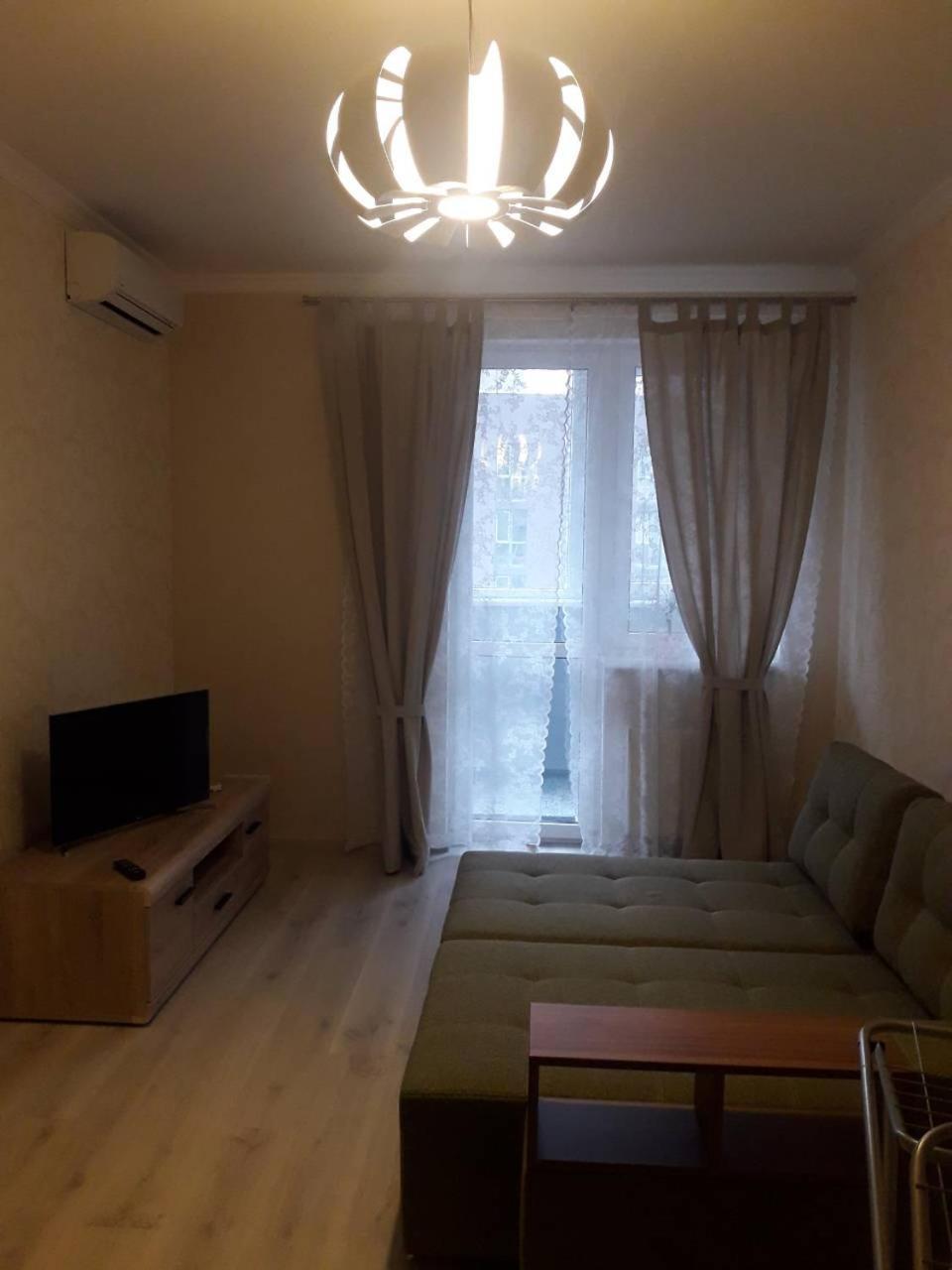 Comfort Apartment On Bogdanivska Street 7B Kiev Exterior foto