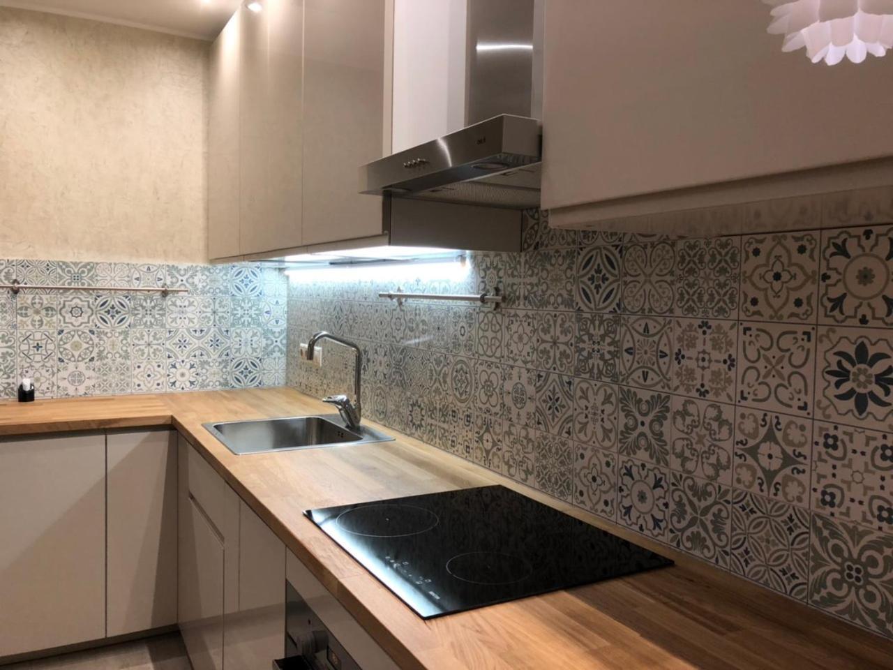 Comfort Apartment On Bogdanivska Street 7B Kiev Exterior foto