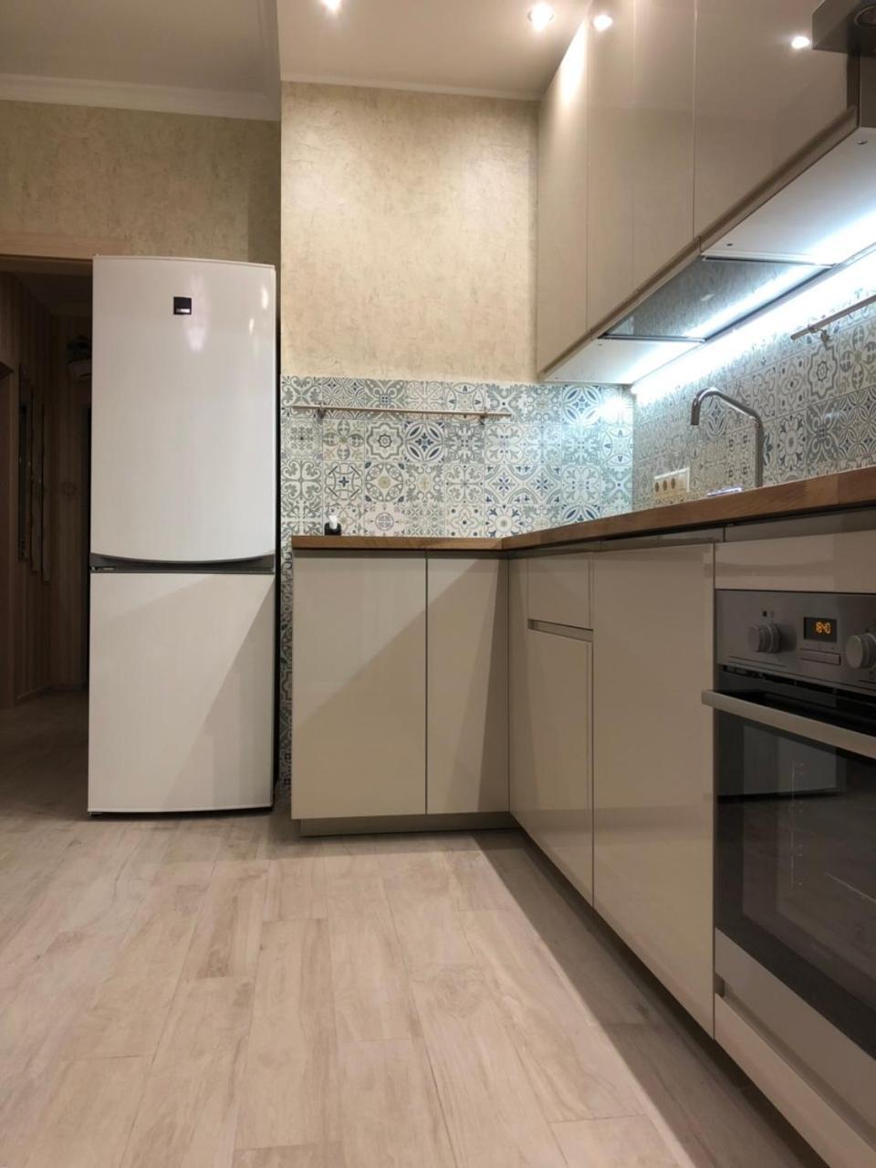 Comfort Apartment On Bogdanivska Street 7B Kiev Exterior foto