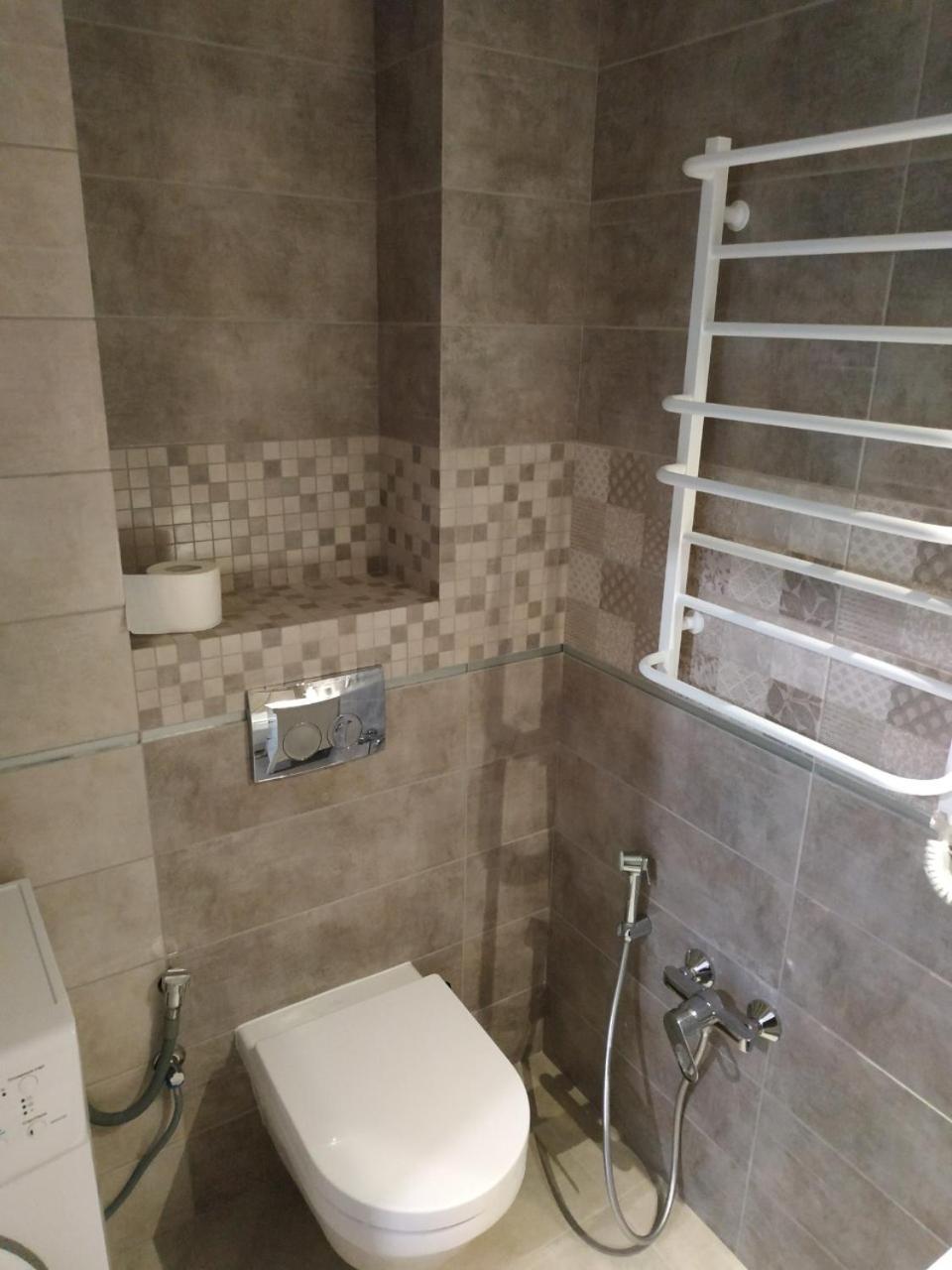 Comfort Apartment On Bogdanivska Street 7B Kiev Exterior foto